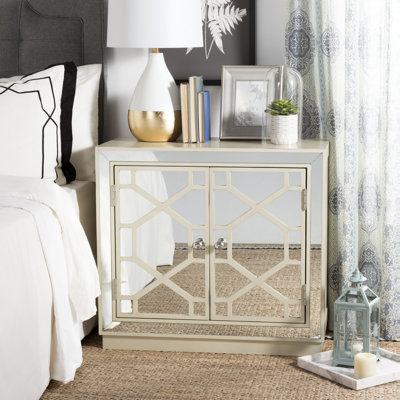 Bronno Accent Cabinet