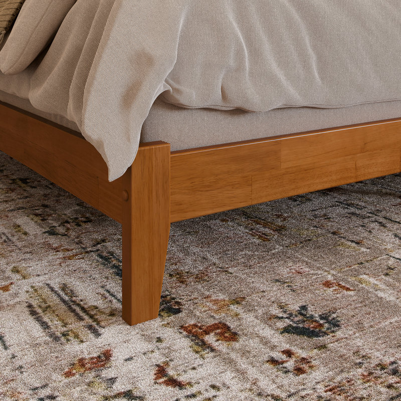 Base de lit en bois massif Nystead, Grand, Caramel clair