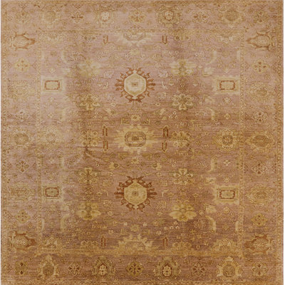 Tapis brun à motif oriental