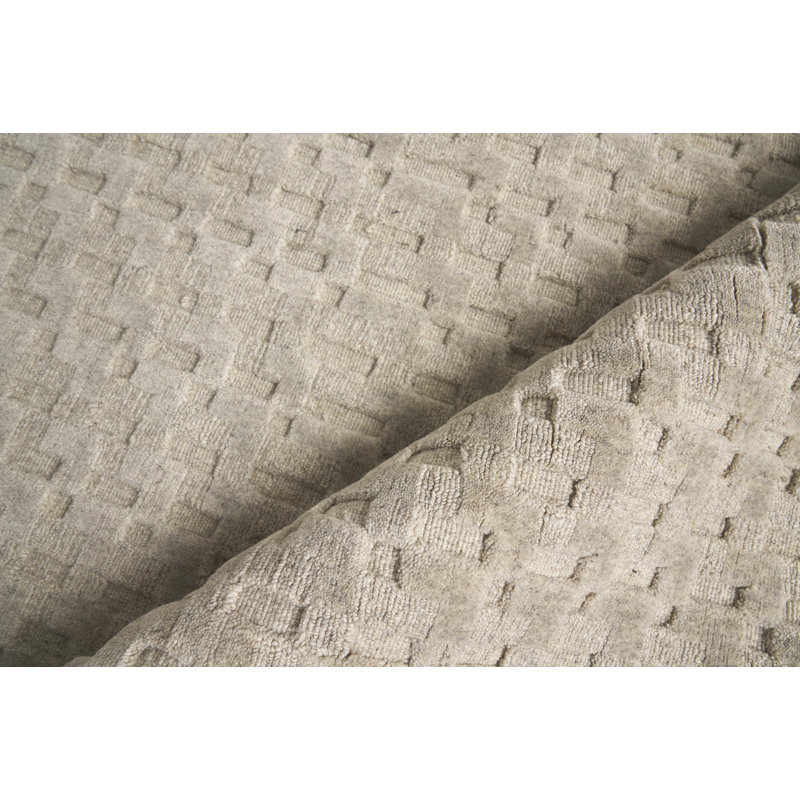 Monroe Silk Geometric Area Rug in Light Taupe, Rectangle 6' x 9'