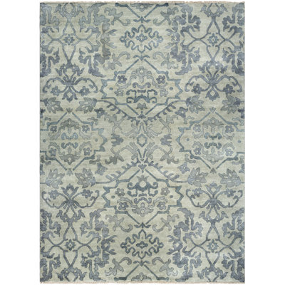 Hillcrest Hand Knotted Wool Damask Area Rug