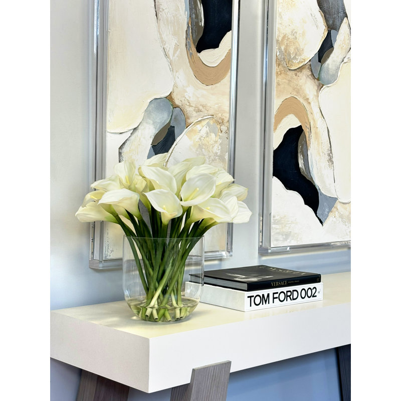 Calla Lilies in Glass Vase