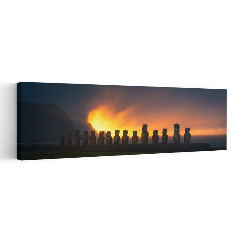 «Dramatic Moai Sunset», art dramatique abstrait de paysage côtier, H 36 po x l 12 po