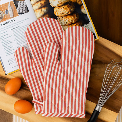 Bistro Stripe Cotton Oven Mitts and Potholders Heat Resistant Kitchen Linens