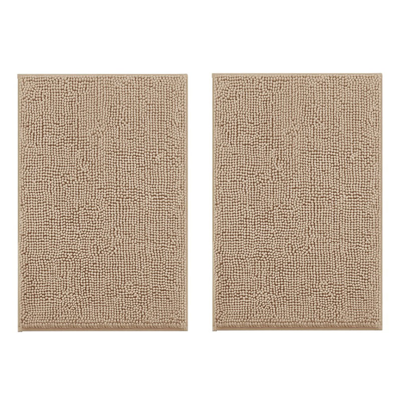 Grand tapis de salle de bain beige et moelleux en chenille