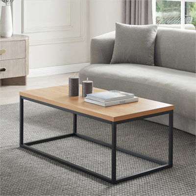 Table basse rectangulaire avec plateau en placage de chêne et structure en métal, 40 po, repose-pieds de salon