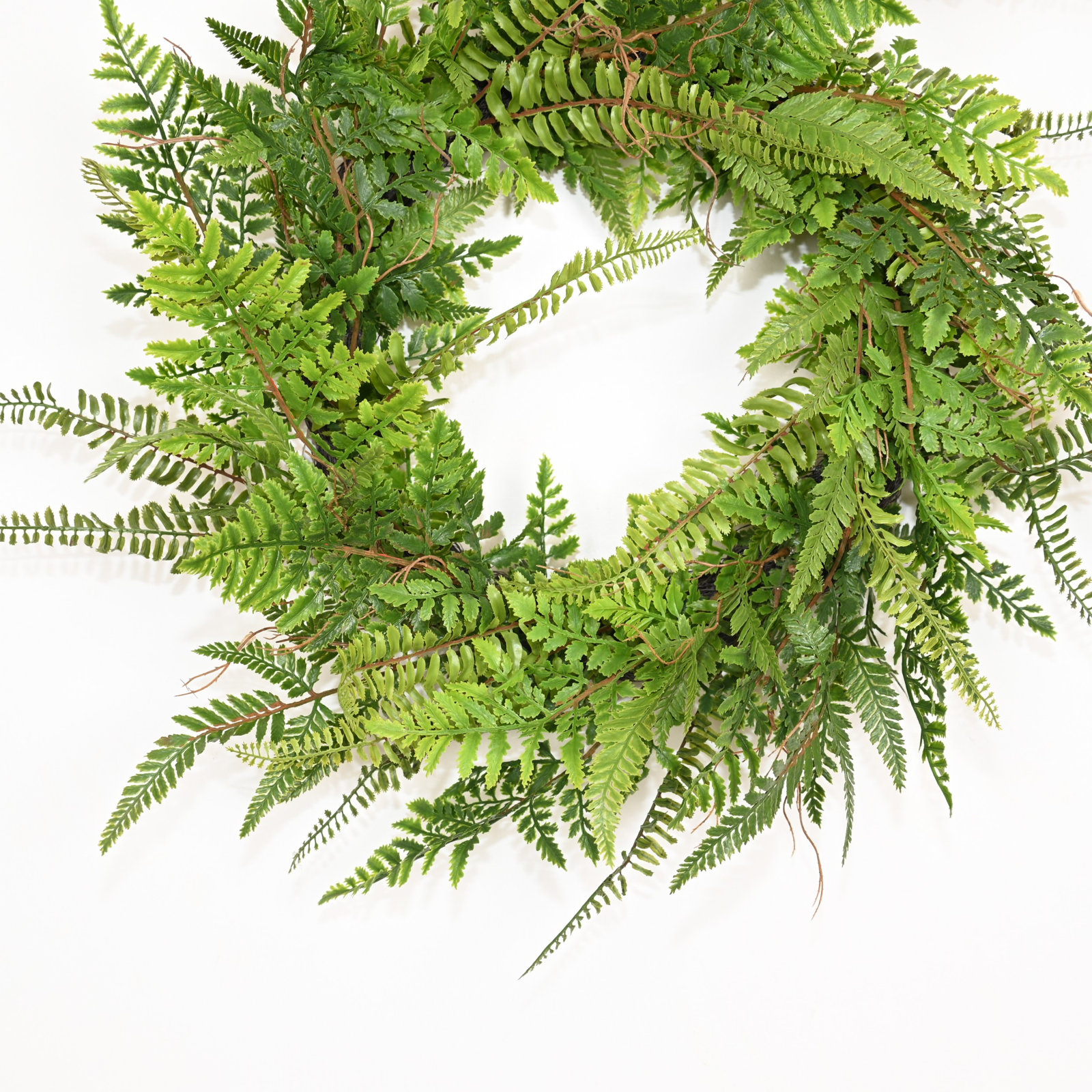 24" Handcrafted Fern No Holiday Wreath