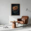 «Golden King Protea Flower» avec des feuilles bleu sarcelle sur toile foncée-132738725