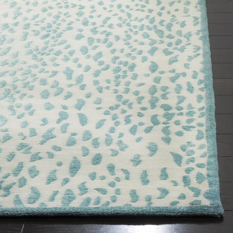 Ankit Hand Loomed Performance Animal Print Rug, Round 6'