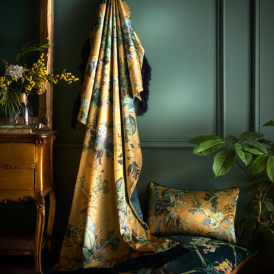 Laurence Llewelyn-Bowen Josephine Throw Gold
