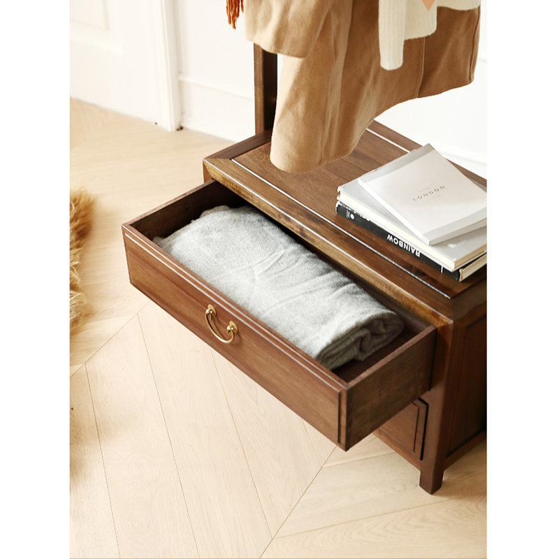 Élégante garde-robe en noyer avec tiroirs doubles, Noyer