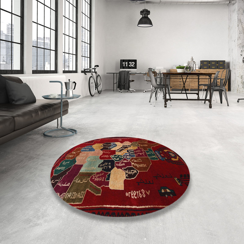 Indoor Rug, Round 3'