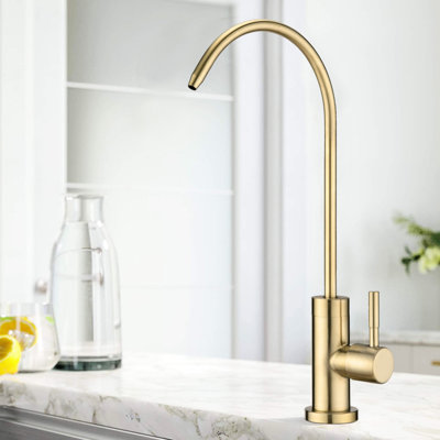 Robinet d'eau de cuisine en acier inoxydable - pivotant à 360 °, sans saleté, pollution secondaire, céramique de haute qualité, fabrication élégante du robinet, corrosion, paroi intérieure lisse, rotation, lignes simples