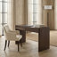 Bureau rectangulaire en noyer satiné de 48 po de large Deroche-55413428