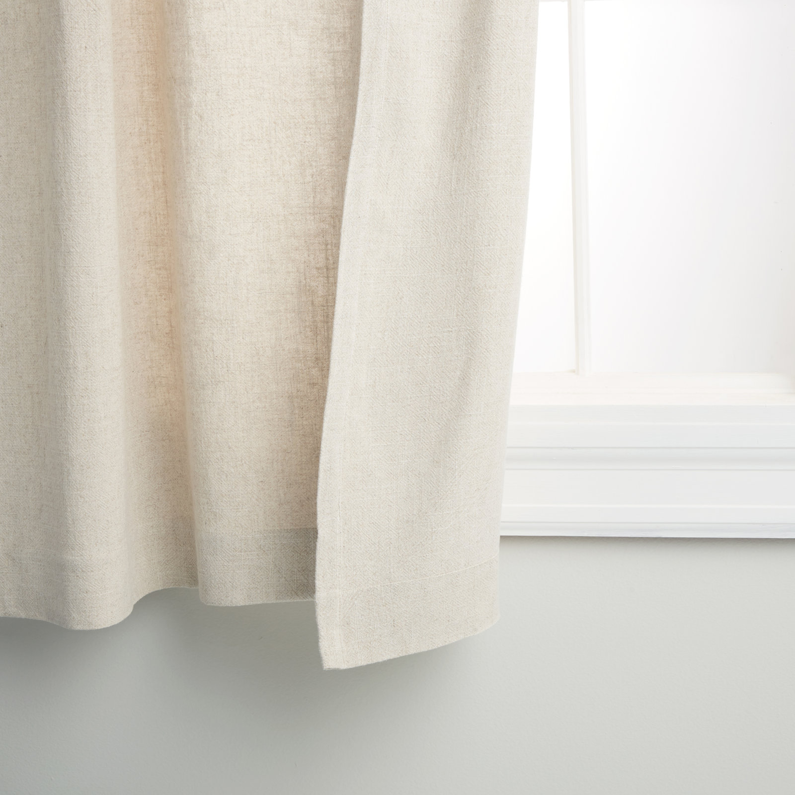 Vincenzo Semi Sheer Rayon / Viscose Curtain, 54" W x 108" L