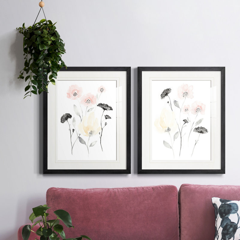 «Blush & Black Wildflowers I», reproduction encadrée de qualité supérieure - prête à être accrochée