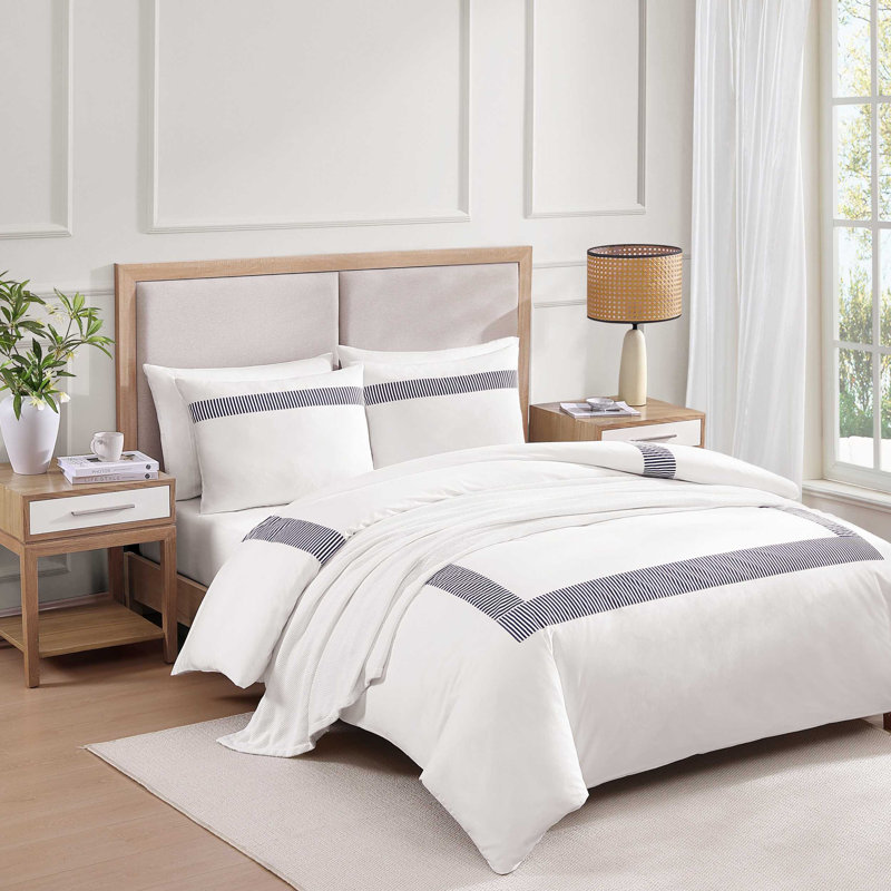Tommy Hilfiger Madison Oxford Cotton Navy Comforter Set, King Comforter + 2 King Shams