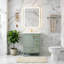 Meuble-lavabo moderne vert de 61 cm (24 po) avec lavabo en céramique, portes à fermeture douce, 3 tiroirs, poignées dorées et tablette fixée à la porte pour un rangement peu encombrant.-534101481