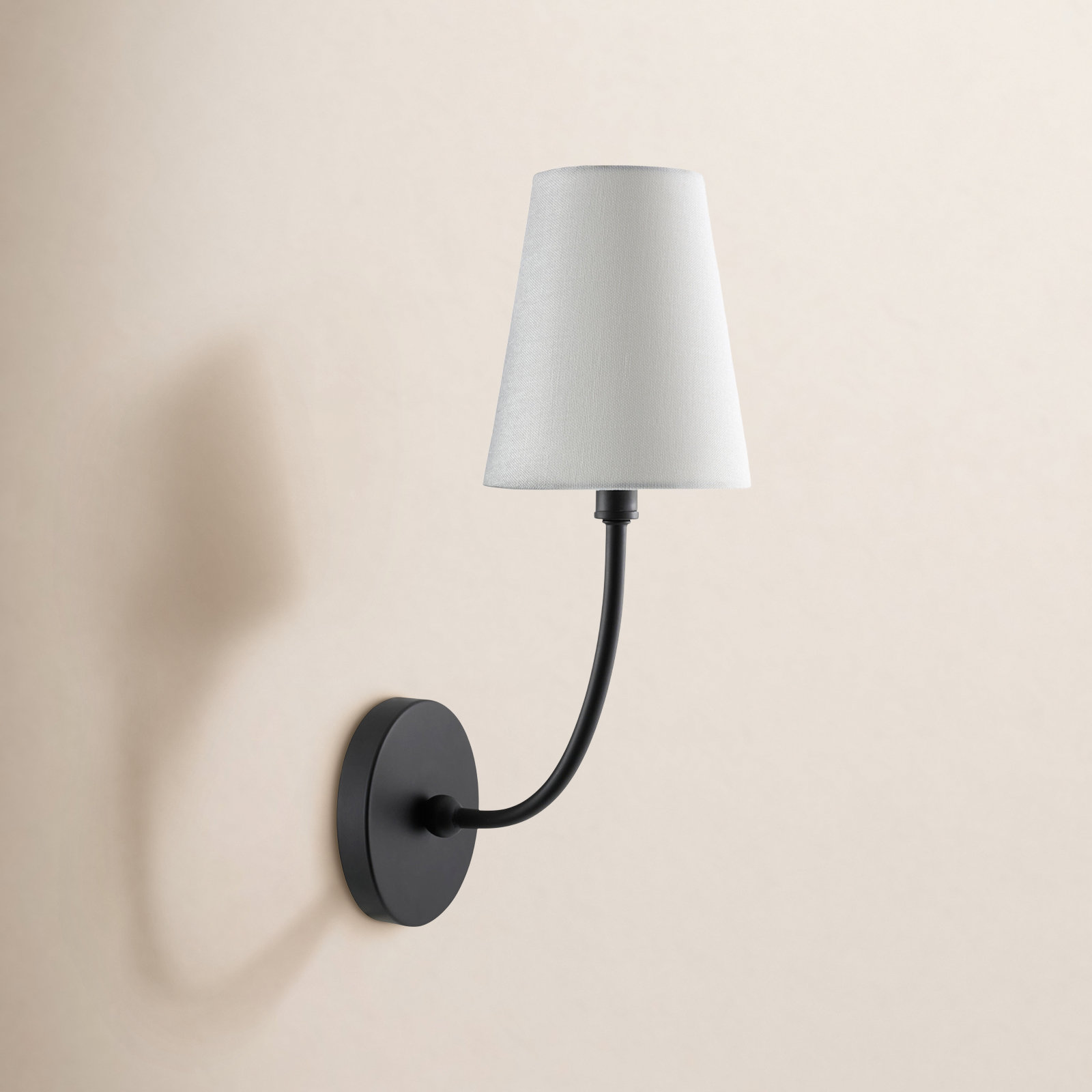 Latitude Run® Hatchie Single Light Armed Sconce, Matte Black