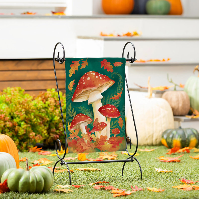 Champignon pour drapeau de jardin en suède d'automne