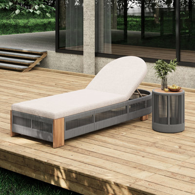Chaise longue de patio extérieure avec table d'appoint intégrée, corde grise, coussins et siège confortable, mobilier de jardin pour piscine extérieure, coussins beiges, modèle portatif et résistant aux intempéries