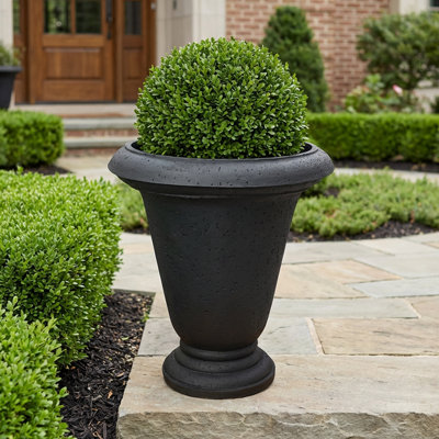 Kinvara Urn Planter