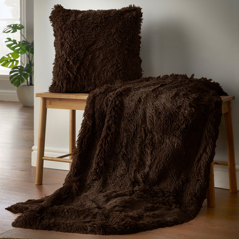 Cuddly Deep Pile Blanket Throw