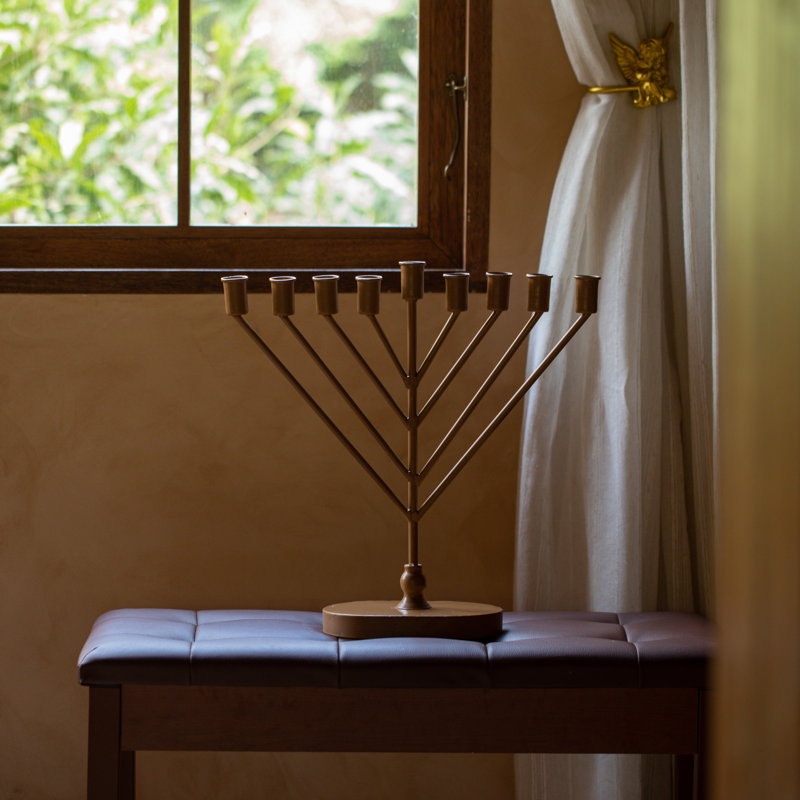  9 branches Hanoucca de style Rambam Menora de style Mid-Century moderne, décoration traditionnelle, affichage festif et centre de table, idéal pour les manteaux de tables et les tablettes, doré