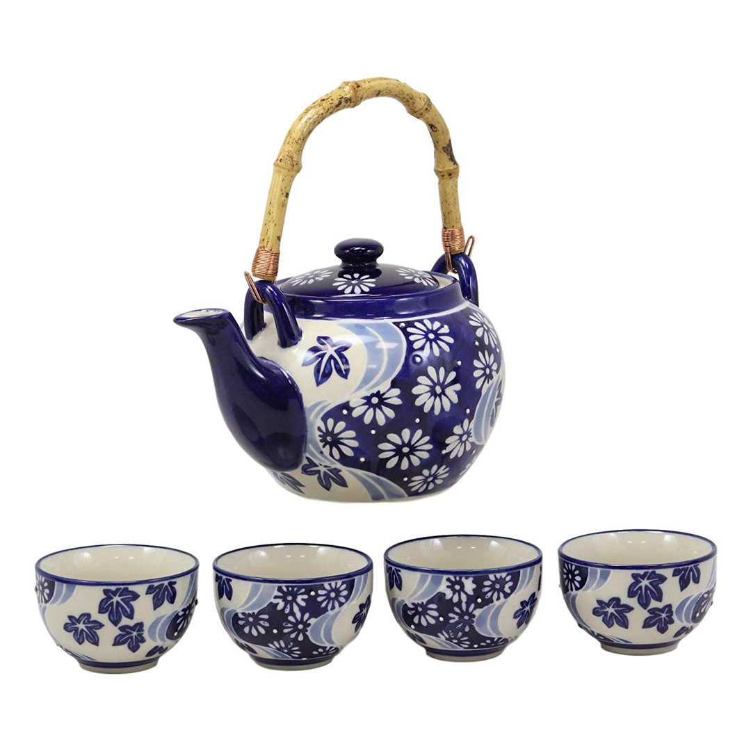 World Menagerie Beller 25oz. Floral Teapot World Menagerie