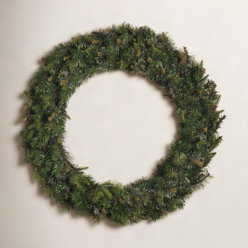 Couronne de pin artificielle canadienne non éclairée, H 60 po x l 60 po x P 5 po
