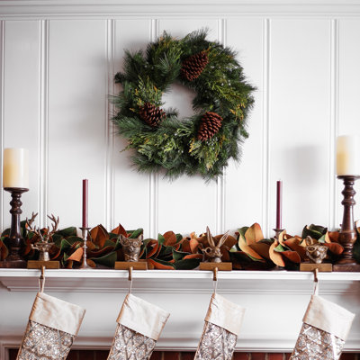 Couronne de noël classique 24 po pinecone