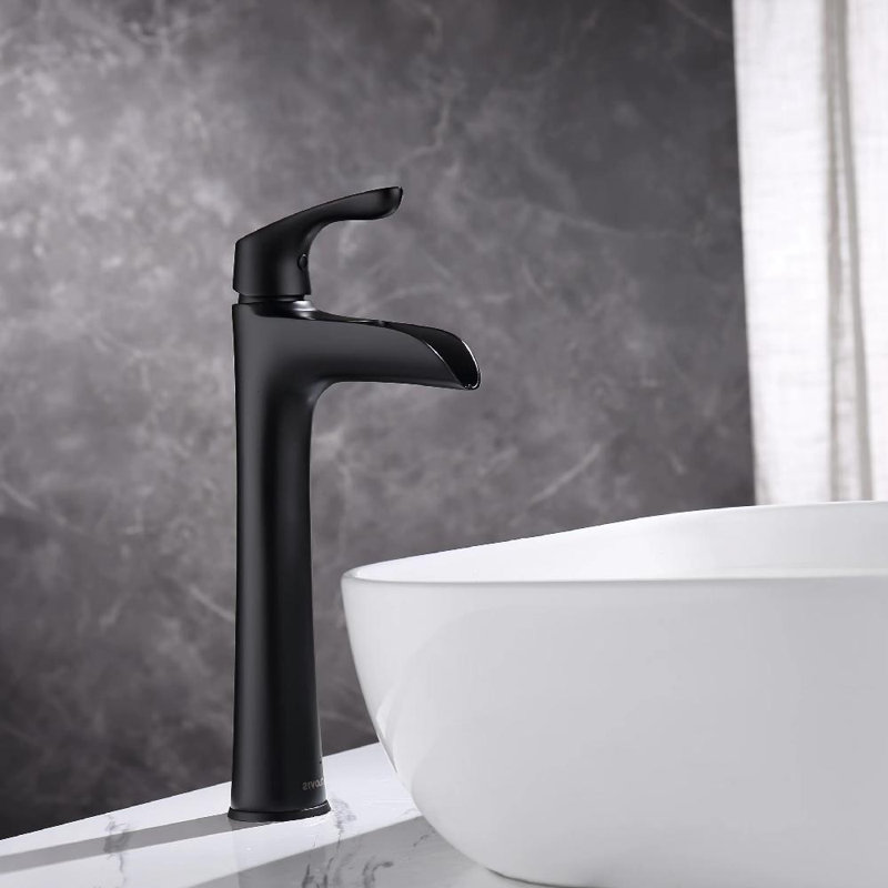 Single-Hole Single-handle Bathroom Faucet with Drain Assembly, Matte Black