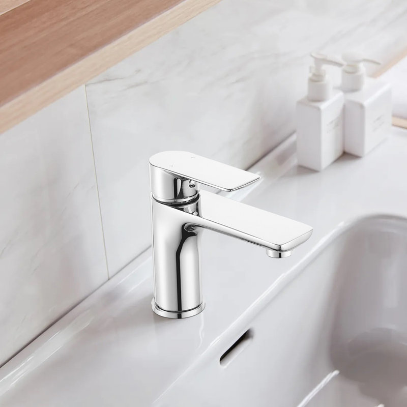 Robinet de lavabo de lavabo chromé à poignée simple - Robinet de lavabo de salle de bain chaud et froid