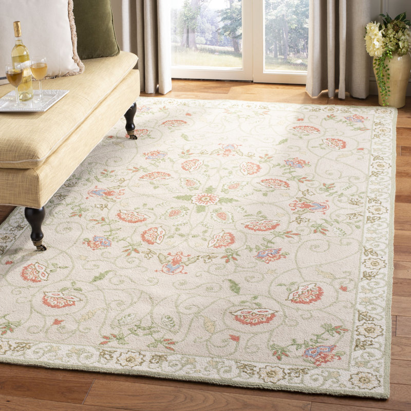 Hollander Floral Hand-Hooked Wool Beige/Green Area Rug, Rectangle 9' x 12'