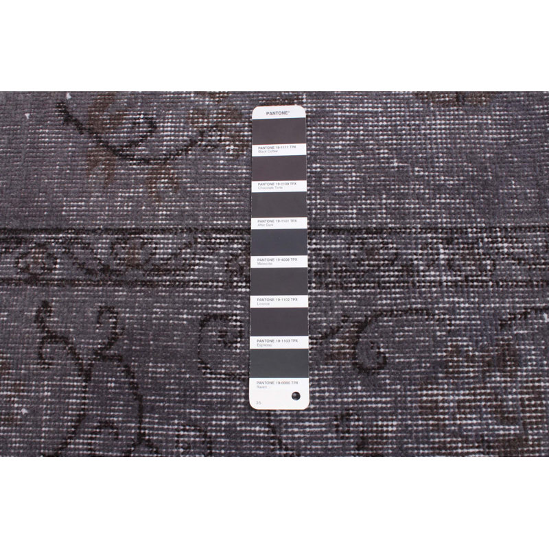 Tapis gris foncé à transition de couleur 5 pi 1 po x 8 pi 4 po