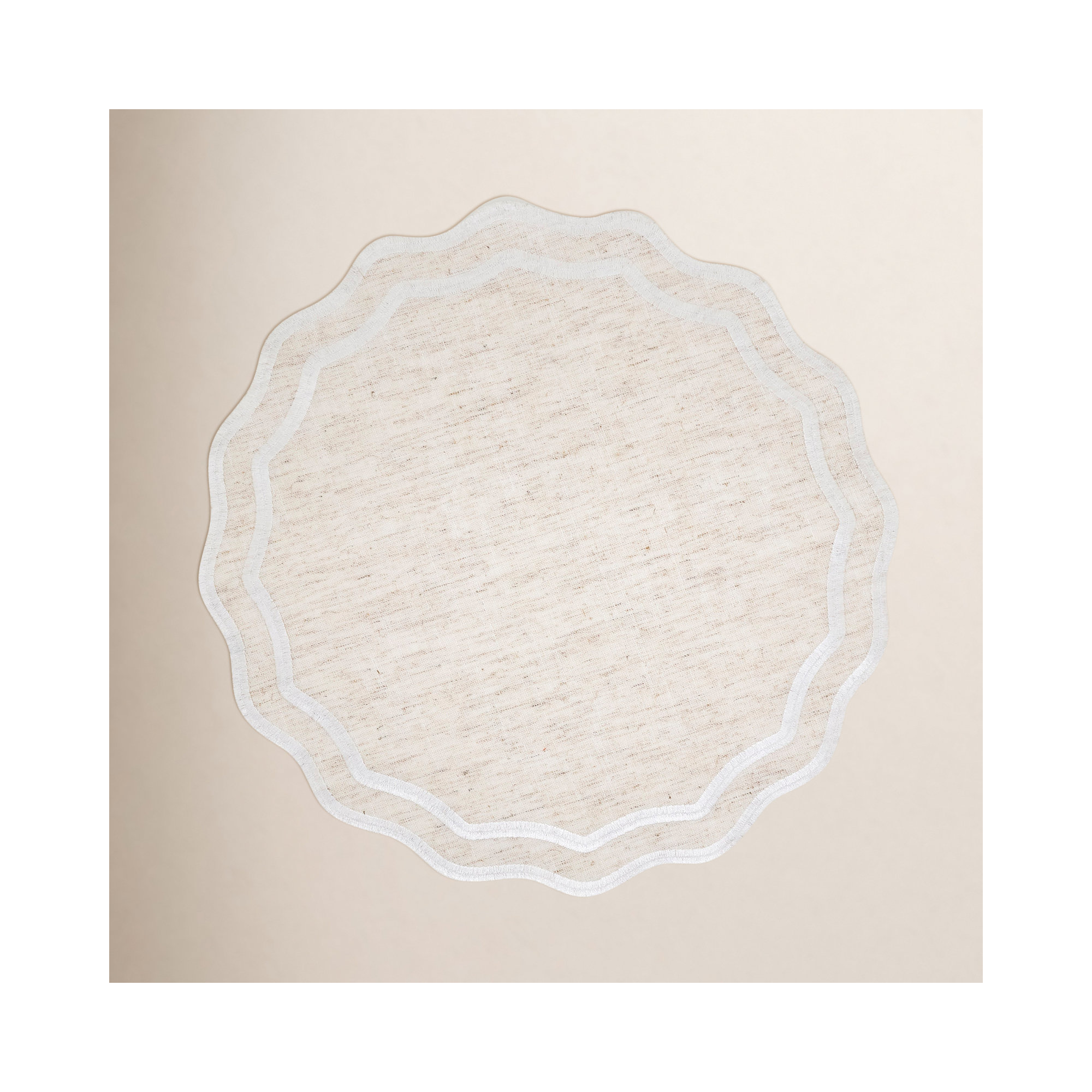 Eco Scallop Border Placemat (Set of 4), Tan