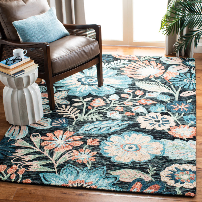 Lonie Hand Tufted Wool/Cotton Floral Rug in Blue/Charcoal, Rectangle 4' x 6'