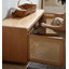 Banc de rangement scandinave en bois massif avec portes en rotin