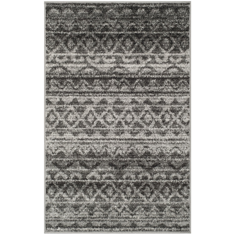 Tapis Wynn Performance Southwestern