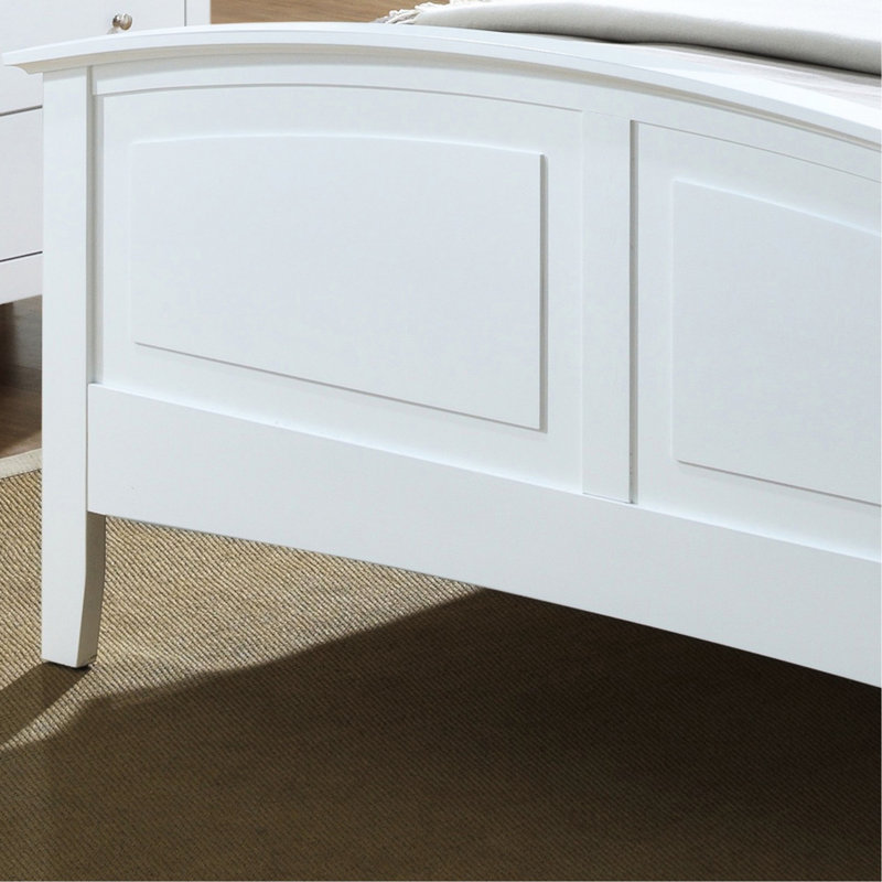 Lit double blanc avec structure de support robuste - Décore la chambre à coucher, Un support résistant et élégant rehausse l'apparence