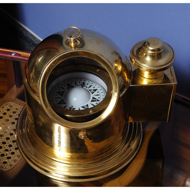 Nakagawa Binnacle Compass, H 6 po x l 5,25 po x P 6 po