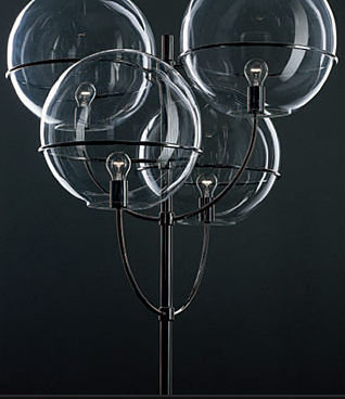 Lyndon 4 - Light Lamp and Post