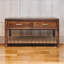 Console Regency tissée avec 4 tiroirs, fente ouverte, brun
