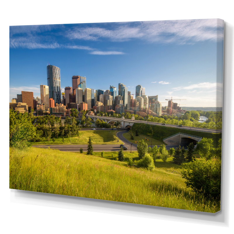 Skyline Calgary At Sunrise - art mural canadien sur toile, H 30 po x l 40 po x P 1,5 po, Toile tendue