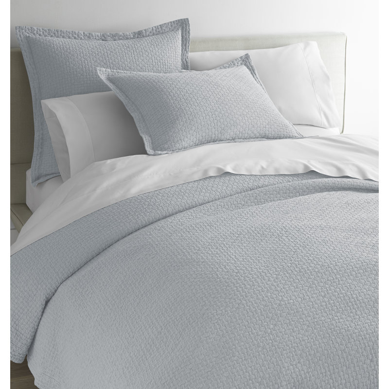 Juliet Standard Cotton Modern & Contemporary Coverlet/Bedspread, Full/Queen Coverlet, Barely Blue