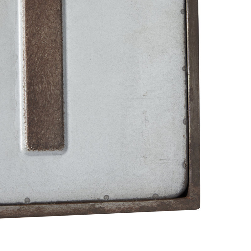 Farmhouse Wall Decor on Metal