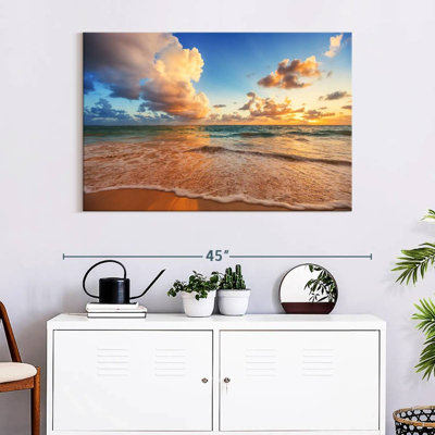 Gillard Relaxing Ocean Wave