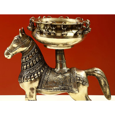 Derald Animals Figurines & Sculptures