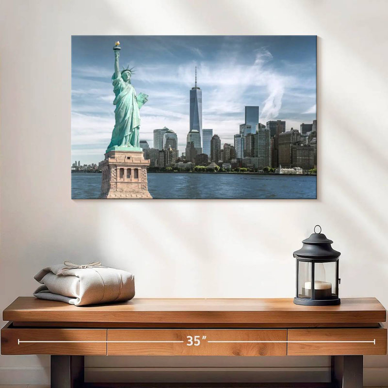 Kavia Liberty Statue Cityscape, 16" H x 24" W