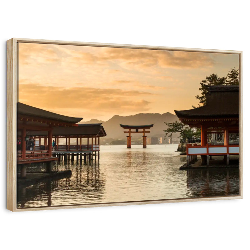 Célèbre sanctuaire Itsukushima, 25 po x 17 po, Cadre flottant en bois naturel